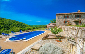 2 Bedroom Beautiful Home In Labin